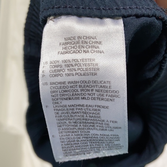 REEBOK size M Board Shorts - Picture 6 of 6